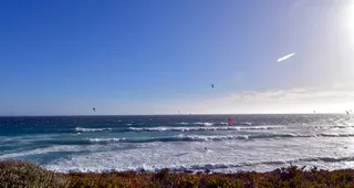 misty cliffs kitesurf