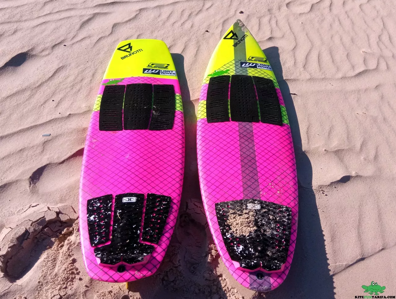 kite strapless board