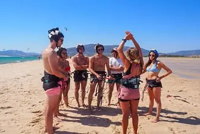 metodología de cursos de kitesurf en Tarifa