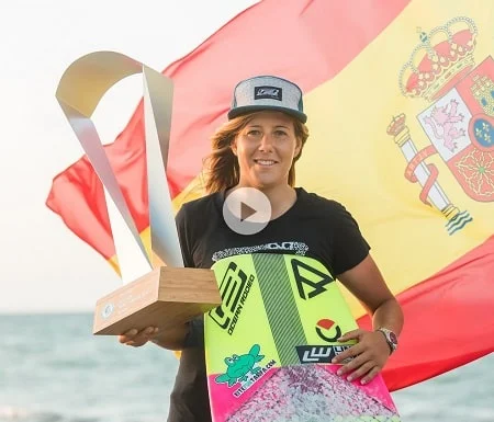 carla herrera verdensmester i kitesurfing